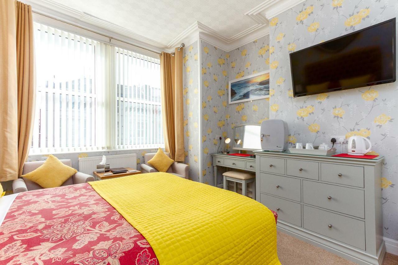 Valentine Lodge Over 21 Adult Couples Only Blackpool Exterior foto